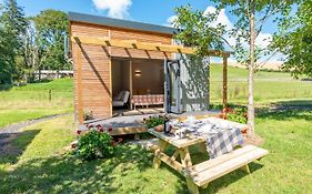 Sunset Cabins At The Oaks Woodland Retreat
